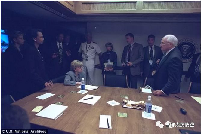 特朗普曾在抗議者包圍白宮期間躲進地堡，如何應(yīng)急？(圖9)