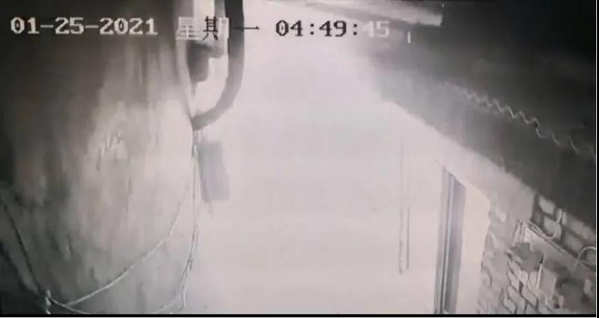 1米，5秒，兩人致死！電動自行車蓄電池火災(zāi)警示！(圖3)